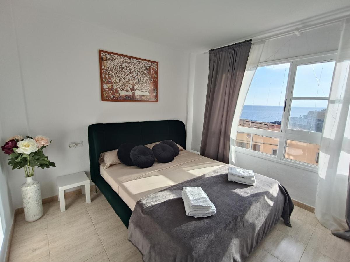 كالاو سالفاجي Apartamento Familiar Arcoiris Primera Linea De La Playa المظهر الخارجي الصورة
