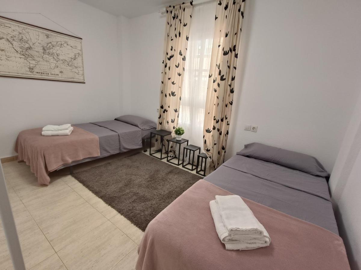 كالاو سالفاجي Apartamento Familiar Arcoiris Primera Linea De La Playa المظهر الخارجي الصورة