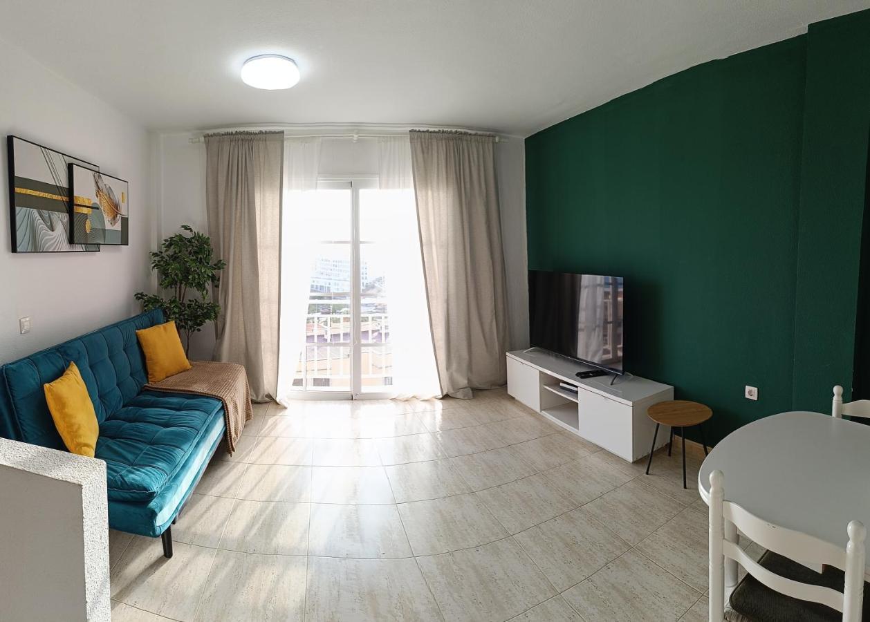 كالاو سالفاجي Apartamento Familiar Arcoiris Primera Linea De La Playa المظهر الخارجي الصورة