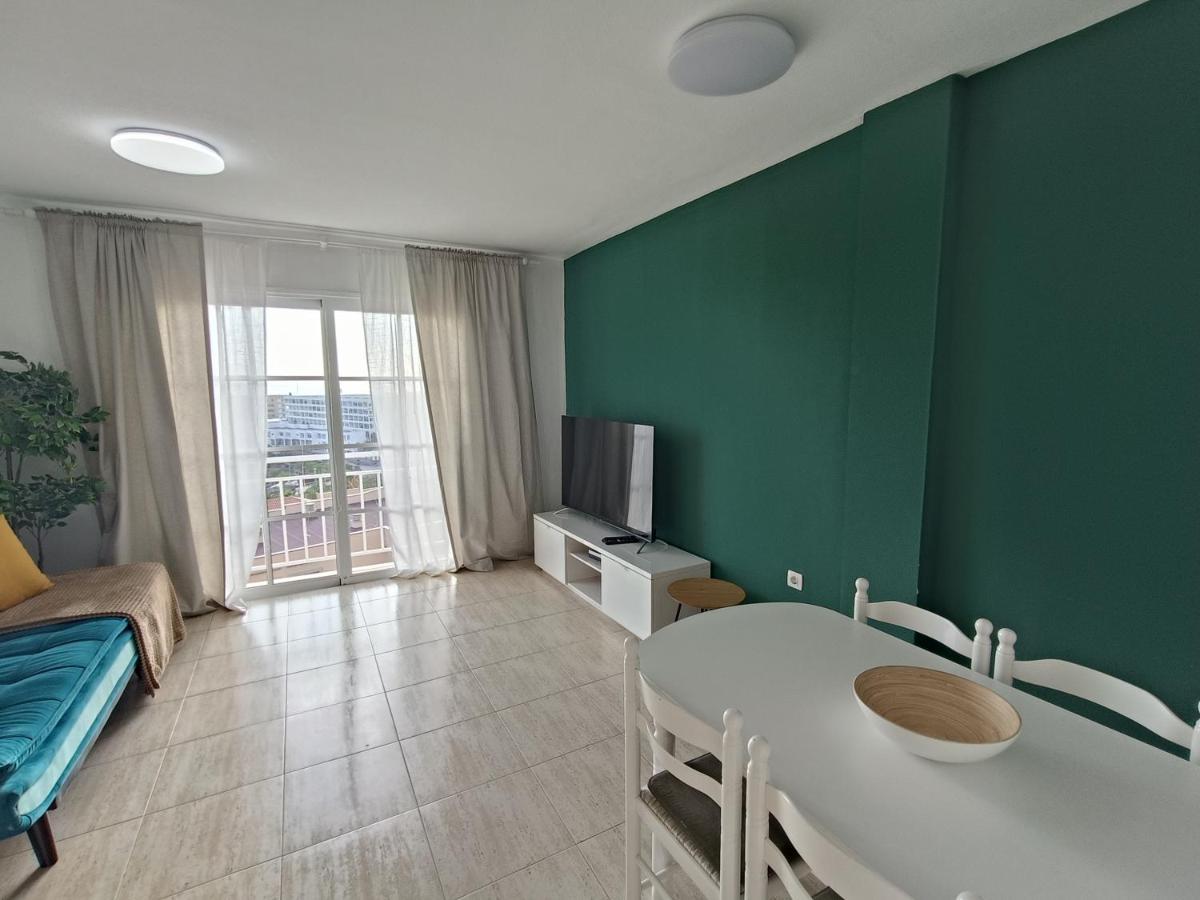 كالاو سالفاجي Apartamento Familiar Arcoiris Primera Linea De La Playa المظهر الخارجي الصورة